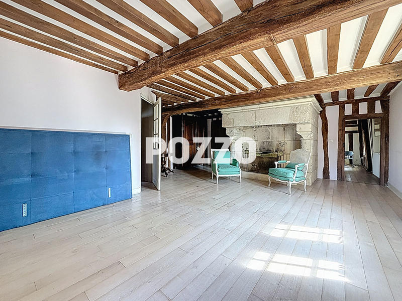 Maison - 320 m² - 10 pièces