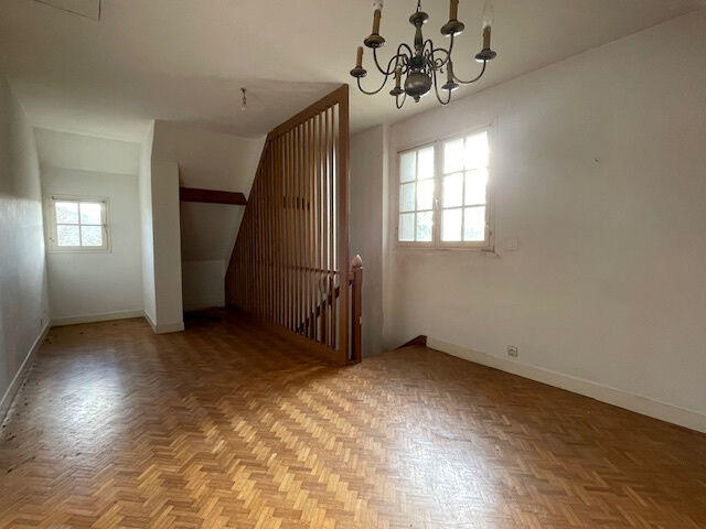 Maison - 133 m² - 6 pièces