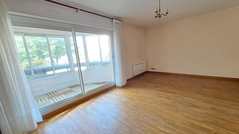 Appartement - 81 m² - 4 pièces