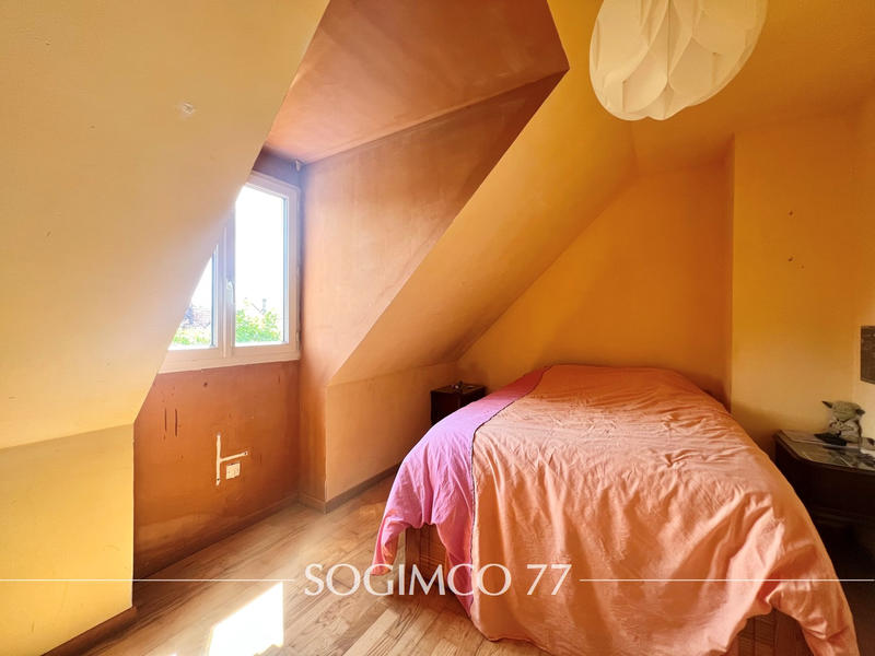 Maison - 119 m² - 7 pièces