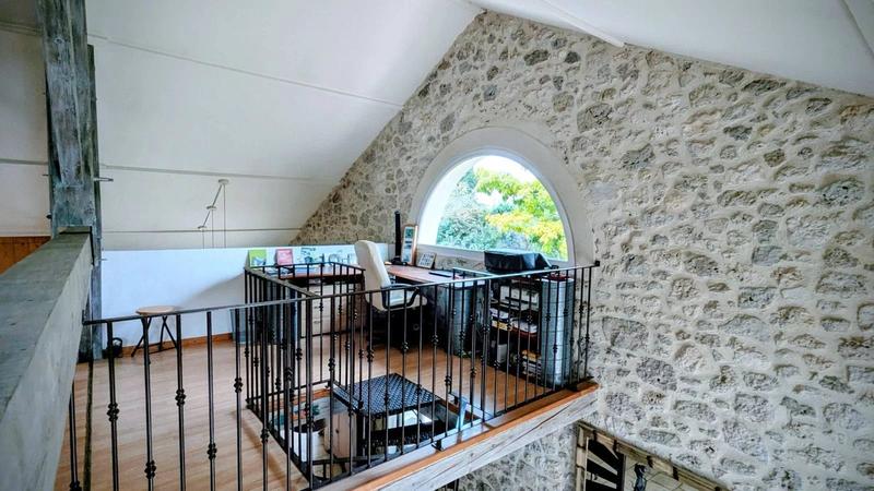 Maison - 237 m² - 6 pièces