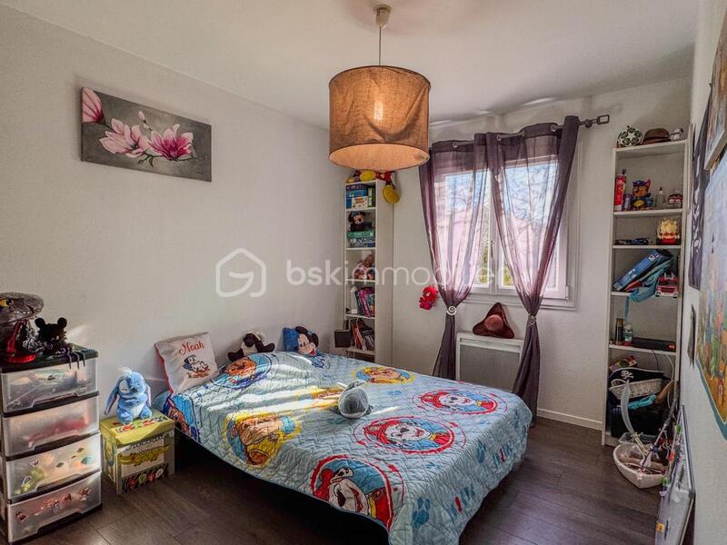 Maison - 110 m² - 4 pièces