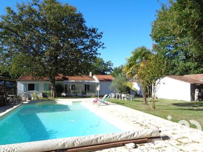 Maison - 170 m² - 7 pièces