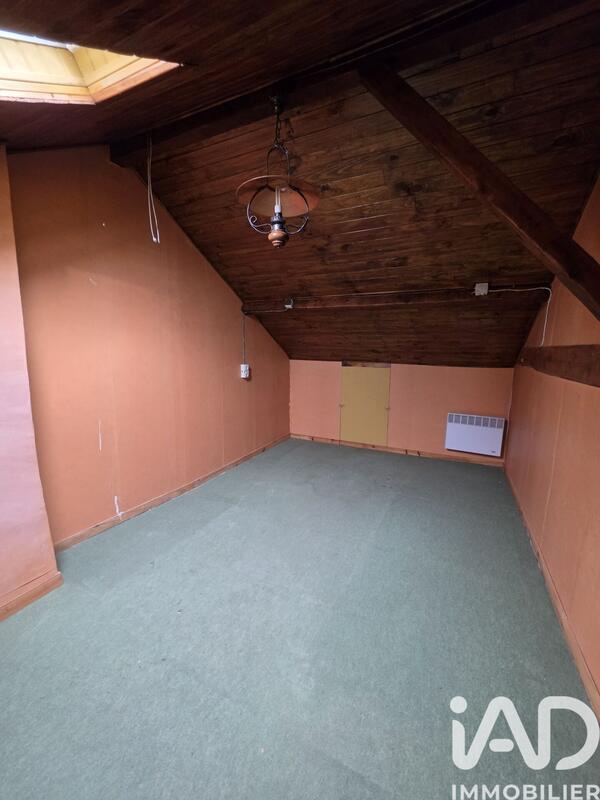 Maison - 127 m² - 8 pièces