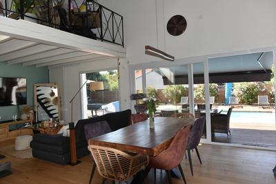 Maison - 161 m² - 5 pièces