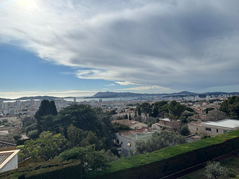 Appartement - 107 m² - 4 pièces