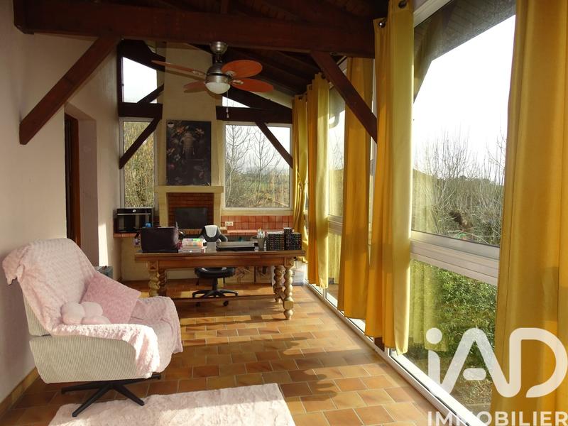 Maison - 204 m² - 6 pièces