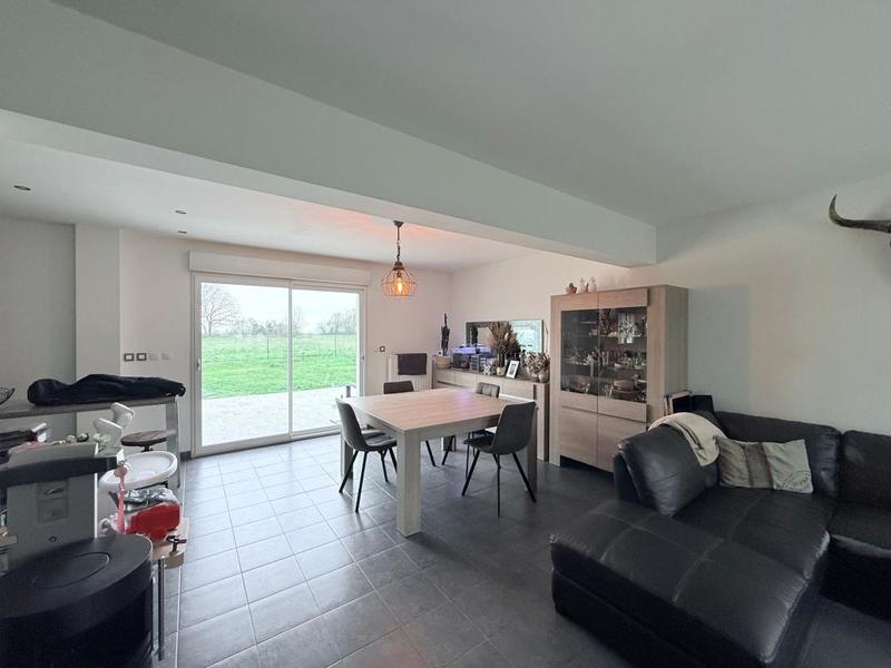 Maison - 122 m² - 4 pièces