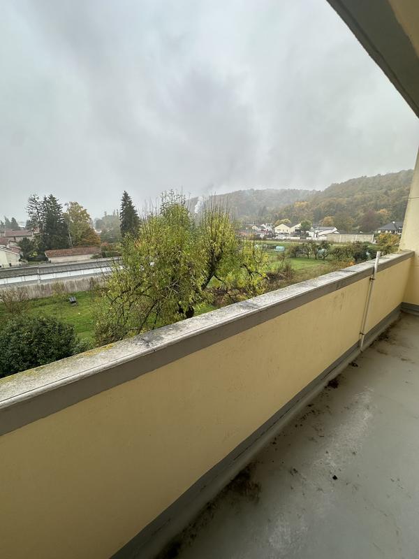 Appartement - 72 m² - 5 pièces