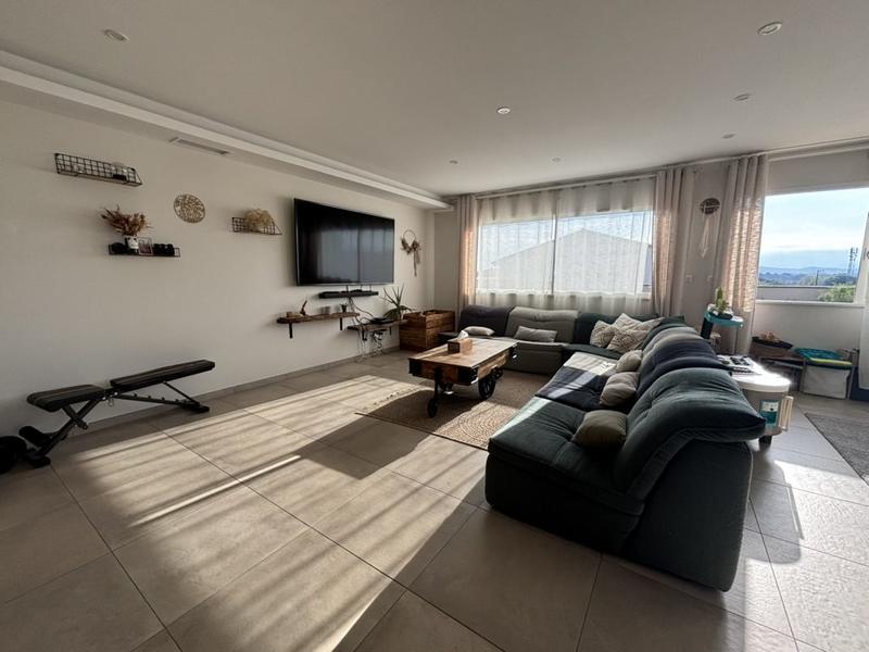 Maison contemporaine - 200 m² - 6 pièces