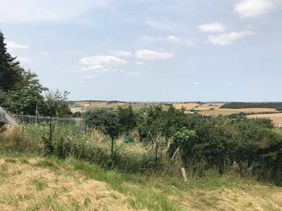 Terrain constructible - 1 445 m²