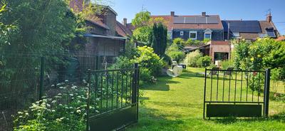 Propriété - 240 m² - 9 pièces