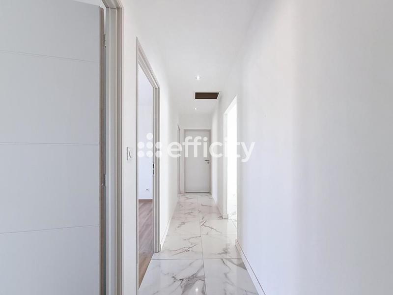 Pavillon - 90 m² - 4 pièces