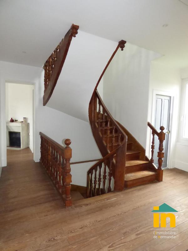 Maison de campagne - 200 m² - 8 pièces