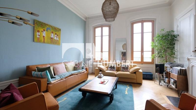 Appartement - 150 m² - 5 pièces