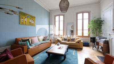 Appartement - 150 m² - 5 pièces