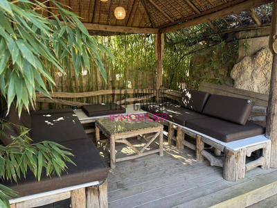 Maison - 140 m² - 6 pièces