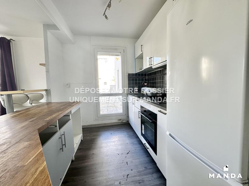 Chambre - 10 m² - 4 pièces