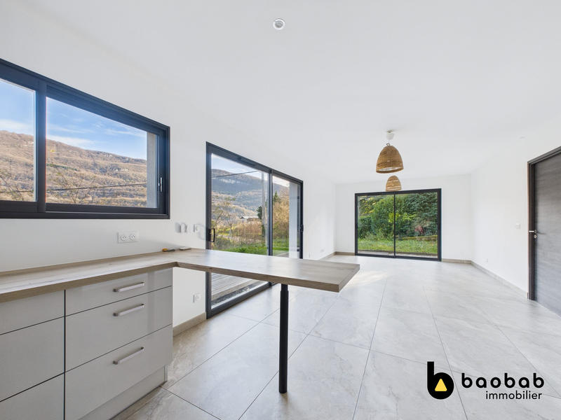 Maison - 124 m² - 5 pièces