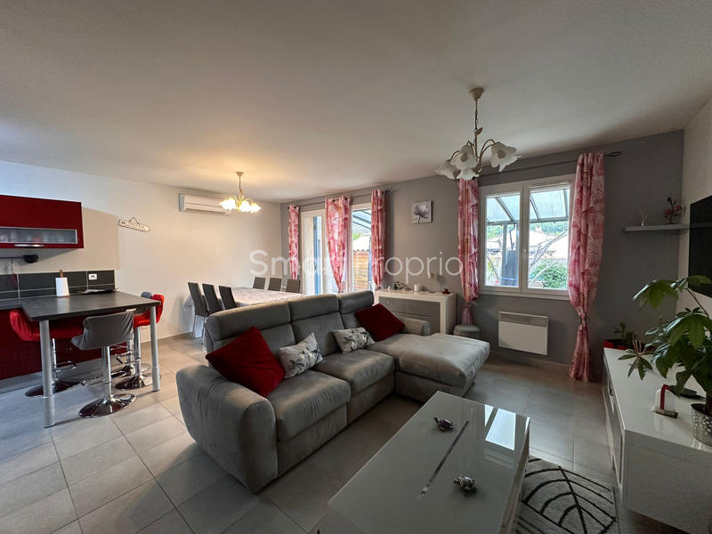 Villa - 80 m² - 4 pièces