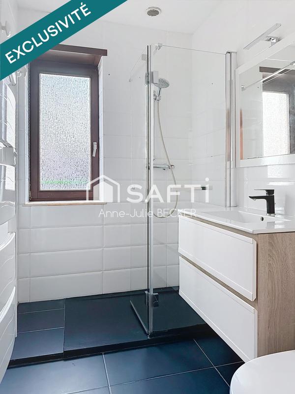 Maison - 200 m² - 9 pièces