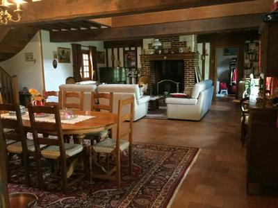 Propriété - 250 m² - 9 pièces