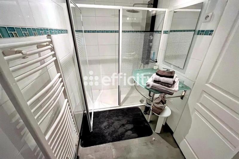 Maison - 162 m² - 7 pièces