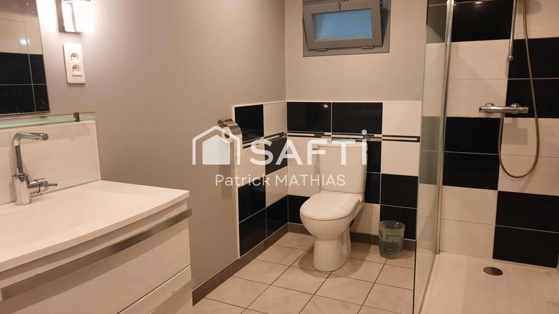 Maison de village - 200 m² - 8 pièces