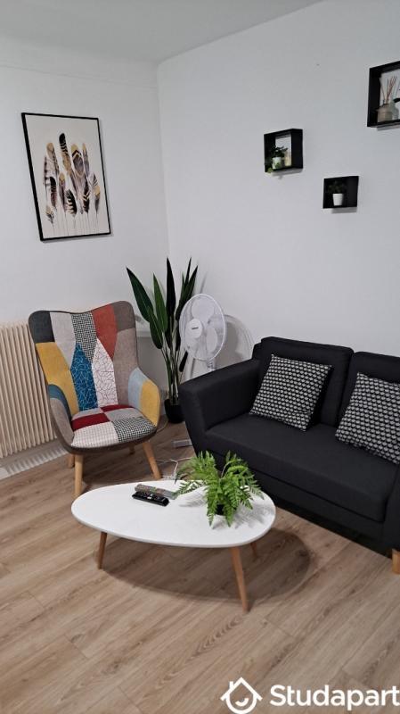 Chambre - 9 m² - 1 pièce