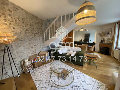 Maison - 64 m² - 4 pièces