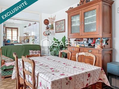 Maison - 262 m² - 4 pièces