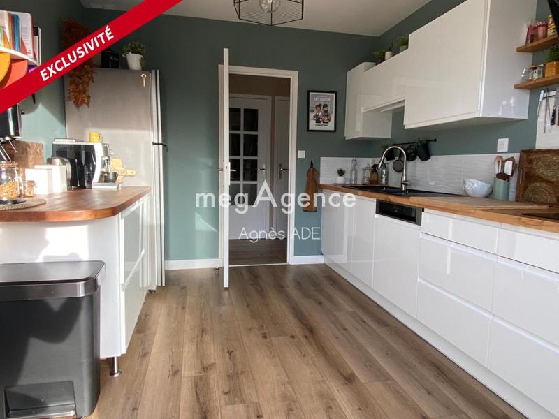 Maison - 121 m² - 5 pièces