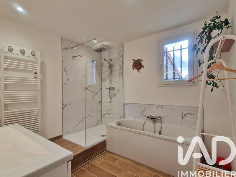 Maison - 128 m² - 5 pièces