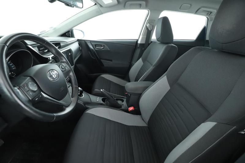 Toyota Auris Sports Touring 1.8 Hybride Dynamic 136h