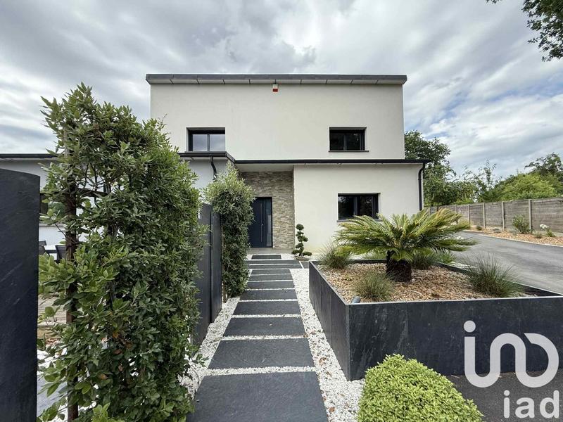 Maison - 162 m² - 6 pièces