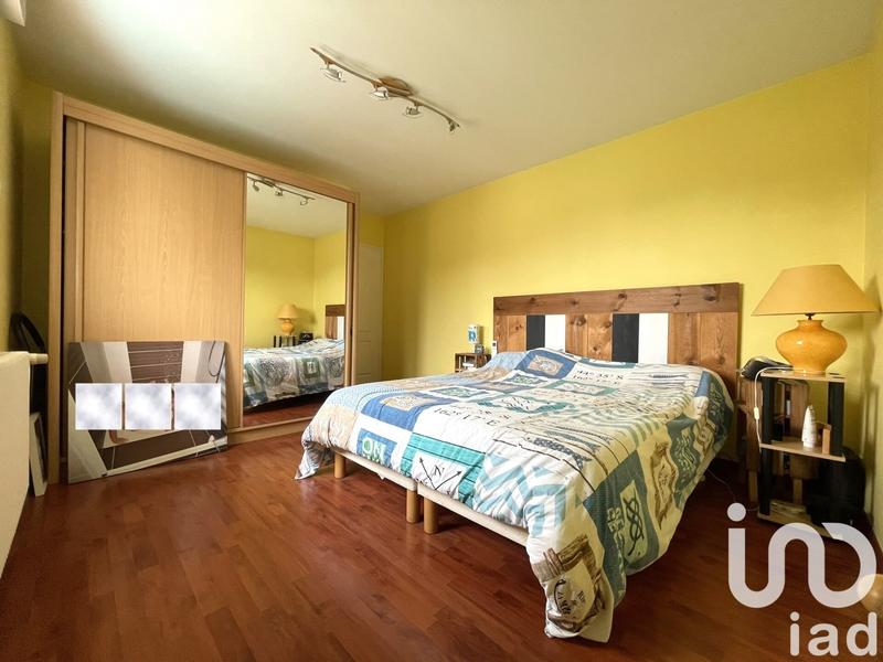 Maison - 179 m² - 8 pièces