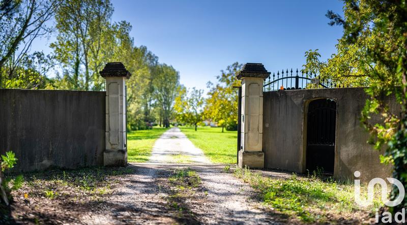 Maison - 385 m² - 7 pièces