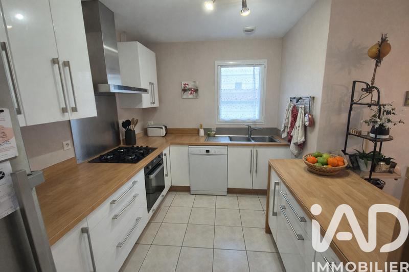 Maison - 95 m² - 5 pièces