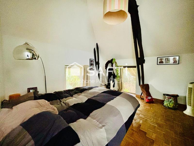 Maison - 201 m² - 6 pièces