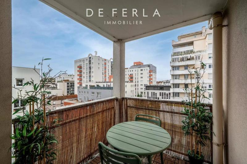 Appartement - 84 m² - 4 pièces