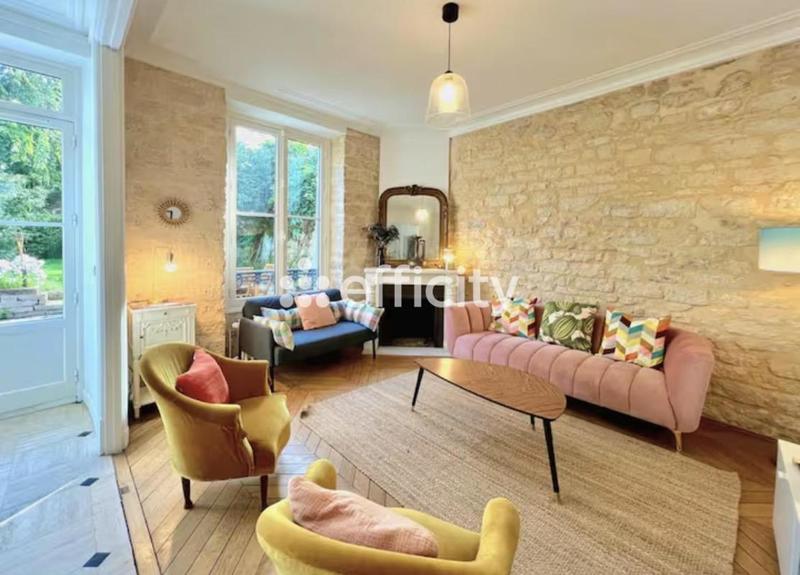 Maison - 170 m² - 6 pièces