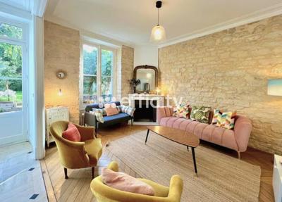 Maison - 170 m² - 6 pièces