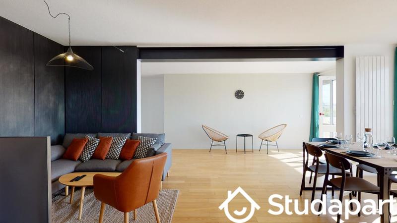 Chambre - 10 m² - 1 pièce