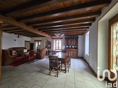 Maison de village - 200 m² - 9 pièces