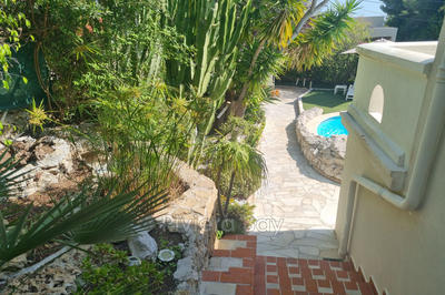 Villa - 160 m² - 6 pièces