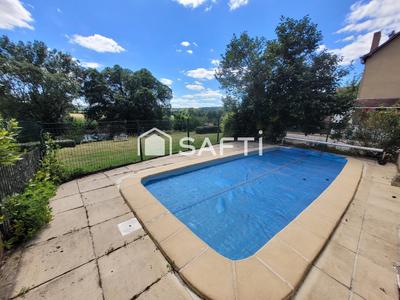 Maison - 150 m² - 7 pièces