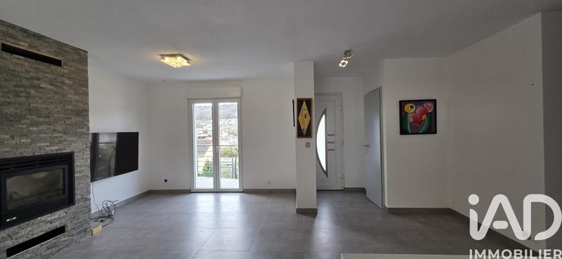 Maison - 122 m² - 6 pièces