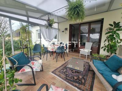 Maison - 137 m² - 5 pièces