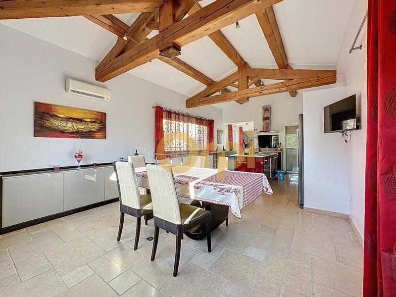 Maison - 108 m² - 5 pièces