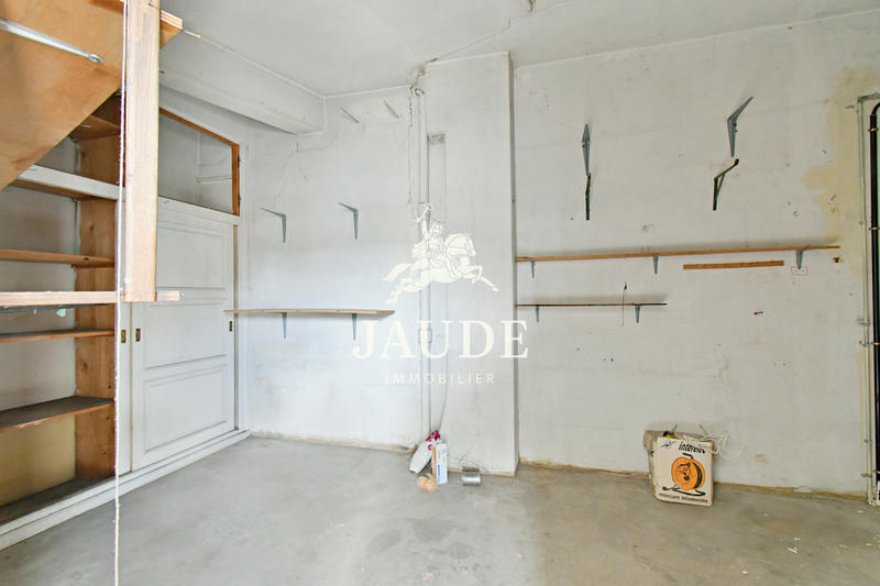 Maison - 200 m² - 7 pièces